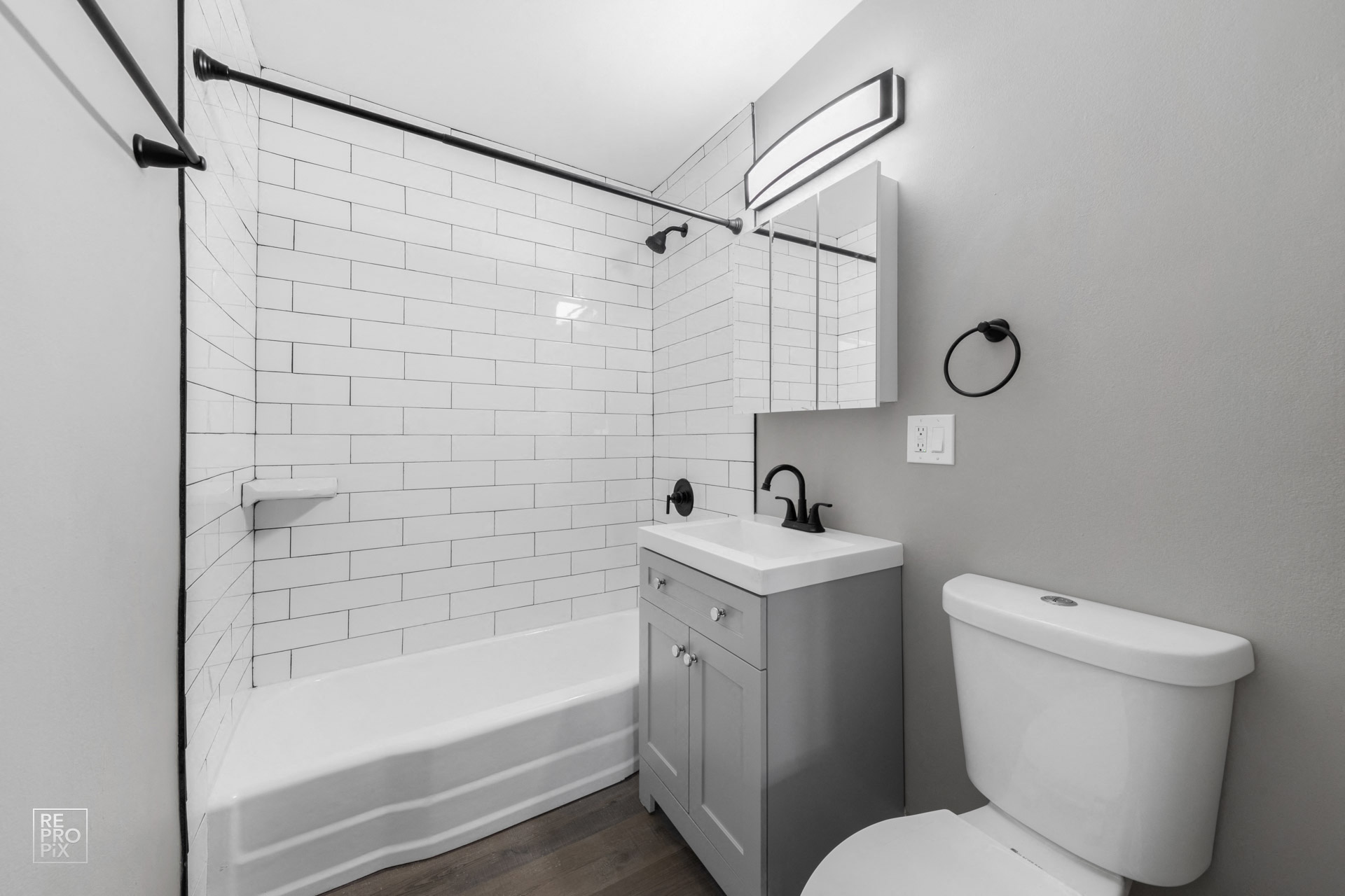 Photos and Video of Dryden Apartments in Arlington Heights, IL